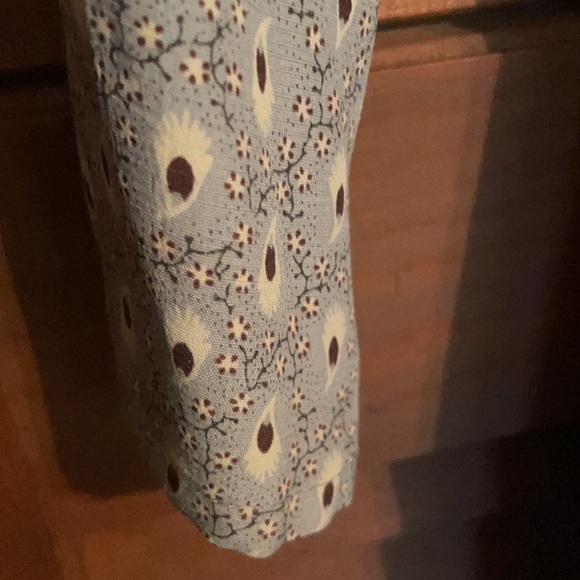 Beautiful long sleeve lined dress wore one time. - Picture 6 of 7